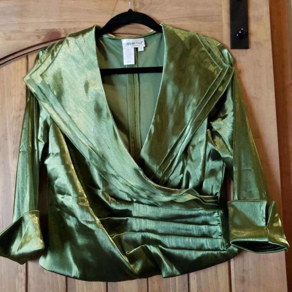 Ladies petite 3/4 sleeve dressy top